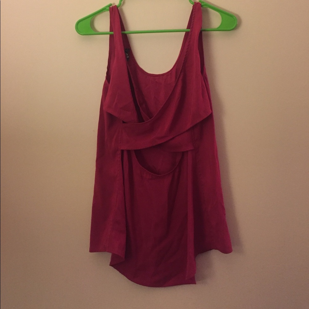 Express Cross-Back Blouse - Picture 2 of 2